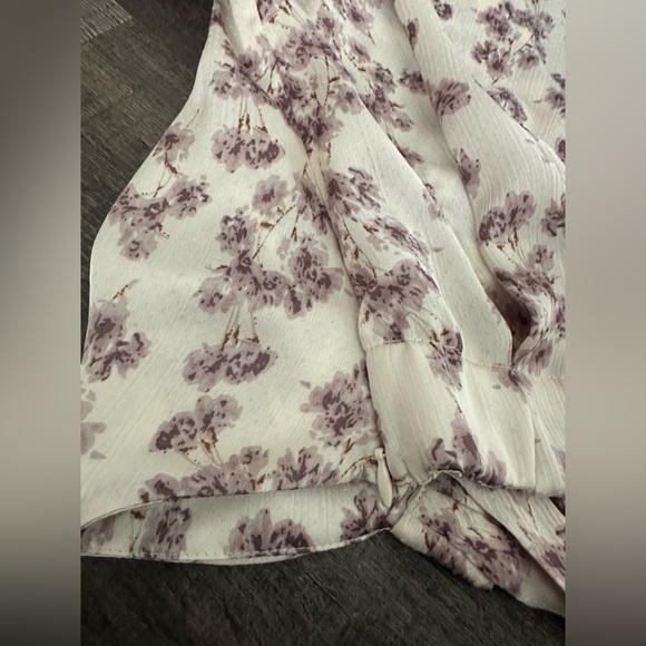 Astr The Label Floral Blouse size Small - Picture 6 of 9